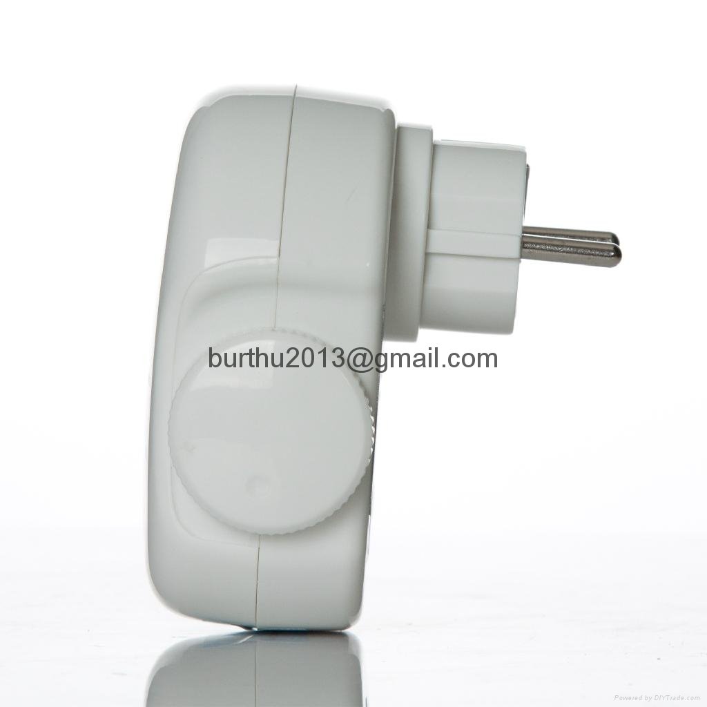 M-J20 mini portable ozone air sterilizer air purifier for small spaces 3