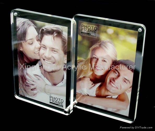 Acrylic picture display