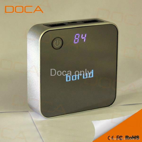 8400mAH DOCA D525 power bank LCD digital display 3