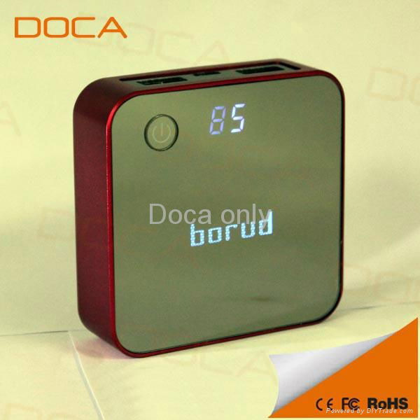 8400mAH DOCA D525 power bank LCD digital display 4