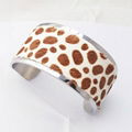 Stainless steel unique designed  leopard print cuff bangles  1