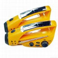 2013 Newest Solar LED Dynamo Flashlight With FM Radio 4