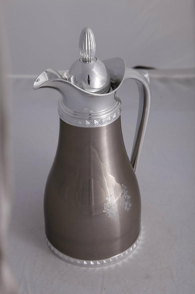 Arabic Dallah Thermos Flask with Glass Refill 4