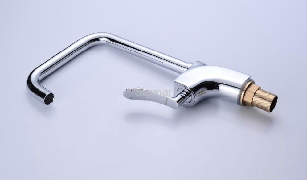 Modern Brass Kitchen Water Faucet 2