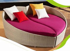 Rattan leisure sofa with cushion & pillow