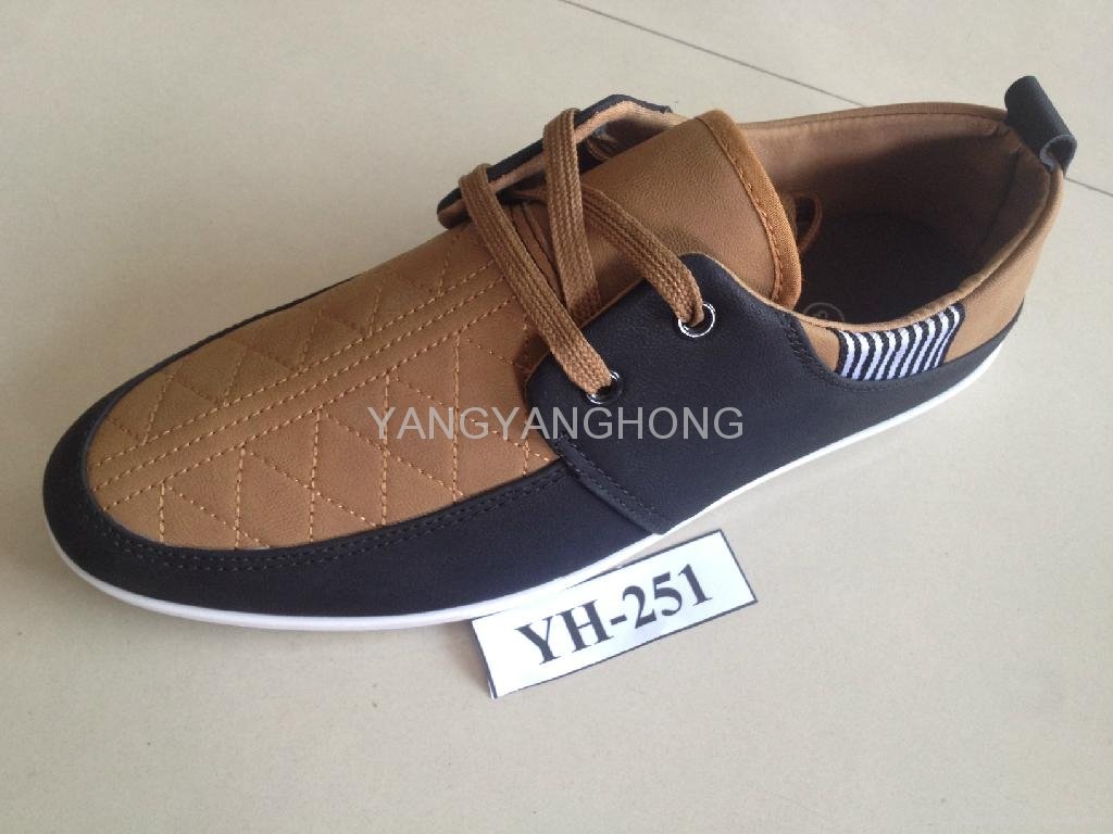 The latest PVC trade injection shoes for men in 2013 5
