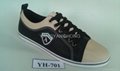 The latest PVC trade injection shoes for men in 2013 3