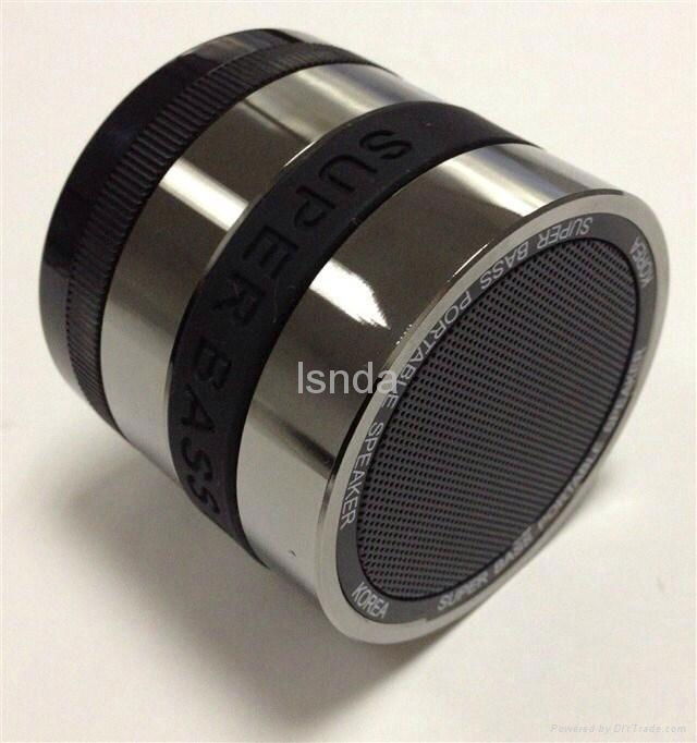 360 rotate super bass hifi wireless speaker 2