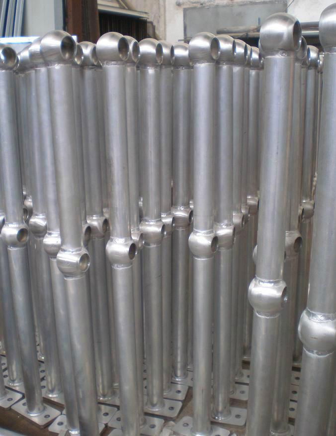 stanchion 2