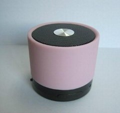 Silicone sleeve mini bluetooth speaker