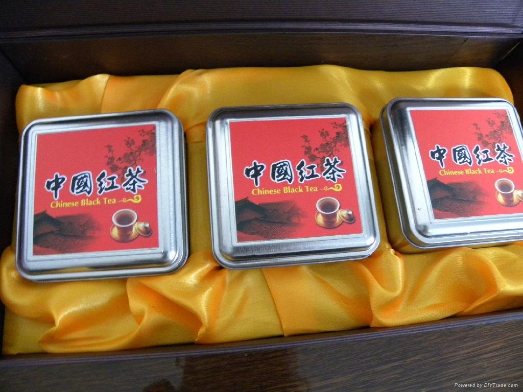 Se-enriched Chinese loose black teas 3