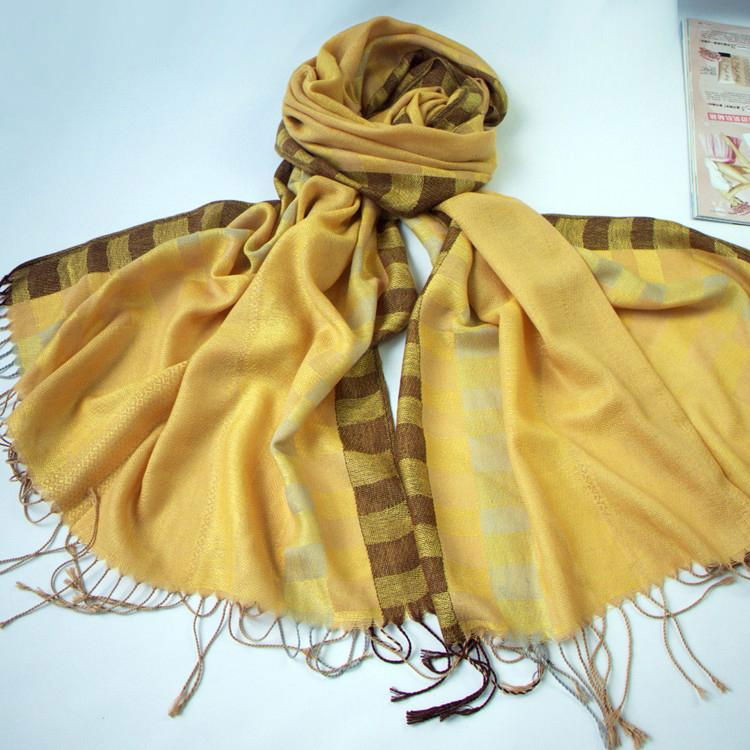 Women Acrylic Jacquard Shawl Muffler 3