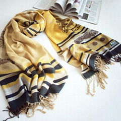 Women Rayon Jacquard Scarf 