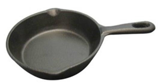 cast iron cookware - fry pan 4
