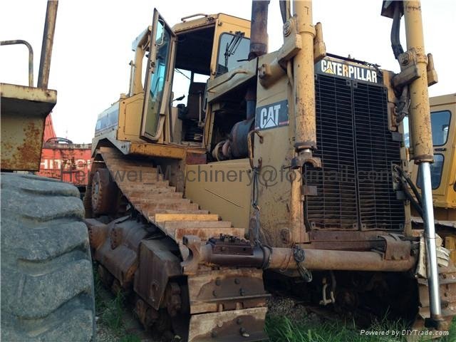 Used Caterpillar track bulldozer D8N in very good condition 3