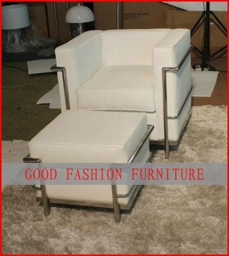 Living Room Chair (Le Corbusier Sofa)