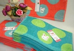 Yarn Dyed Cotton Jacquard Hand Towels with Embroidery Rabbit