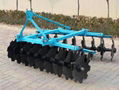 light-duty mounted disc harrow 1