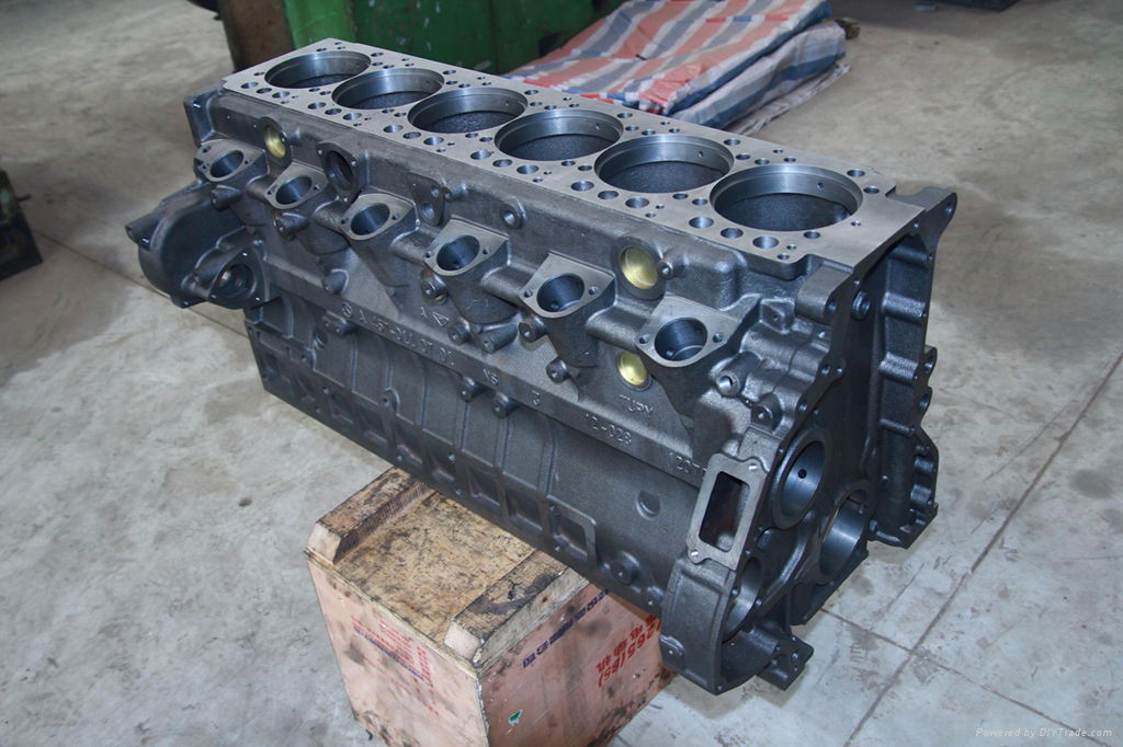 Mercedes benz OM457LA cylinder block  2