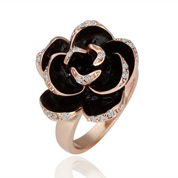 Pretty 18K Rose Pattern Ring With Shining Crystal