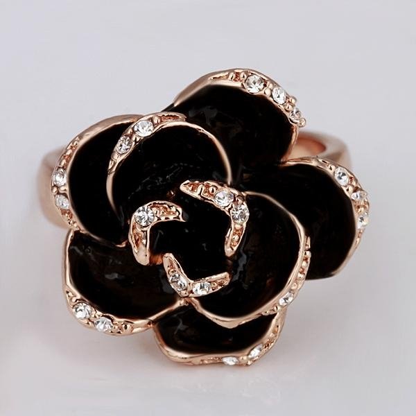 Pretty 18K Rose Pattern Ring With Shining Crystal 3