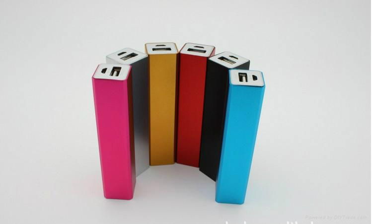 Fashion Design 2800Ah Mobile phone Power Bank Battery 4