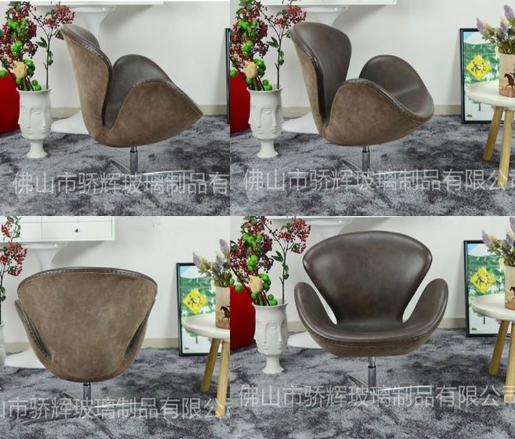 Arne Jacobse Modern fiberglass Swan chair 2