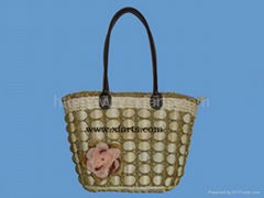 Grass straw basket