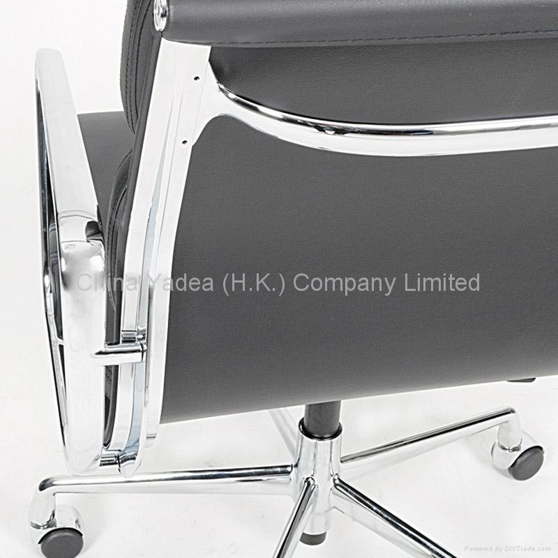 Eames softpad office group chair in aluminum 4