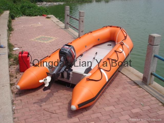 Inflatable  boat 4.7 M 2