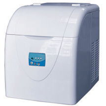 ICE MAKER