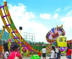 Outdoor Amusement park equipment--Huaxia Flying Sauser
