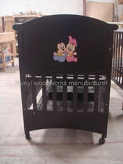 Wooden babybed