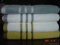 100% cotton bath towel with satin borders