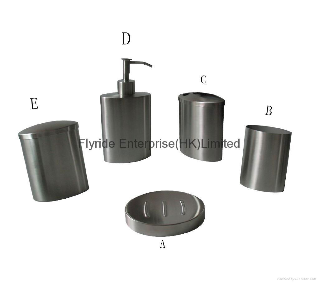 Oval Soap Dispenser Set                          