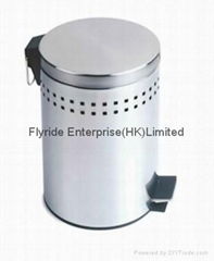 12LRubbish Bin With Holes                 