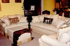 Upscale traditional American fabric sofa RR9371M/R