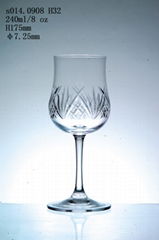 Engraved design glass