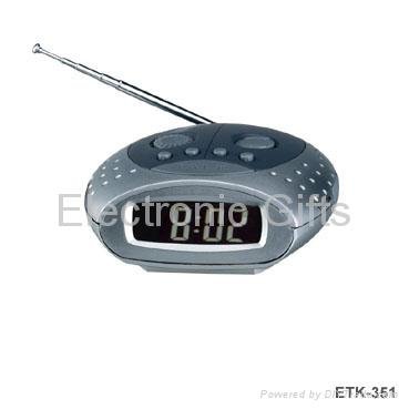 FM Radio & LCD Talking Clock With Birthday Reminder 4