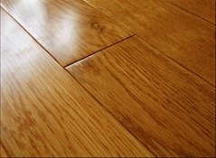 Solid and engineered wood White oak floor