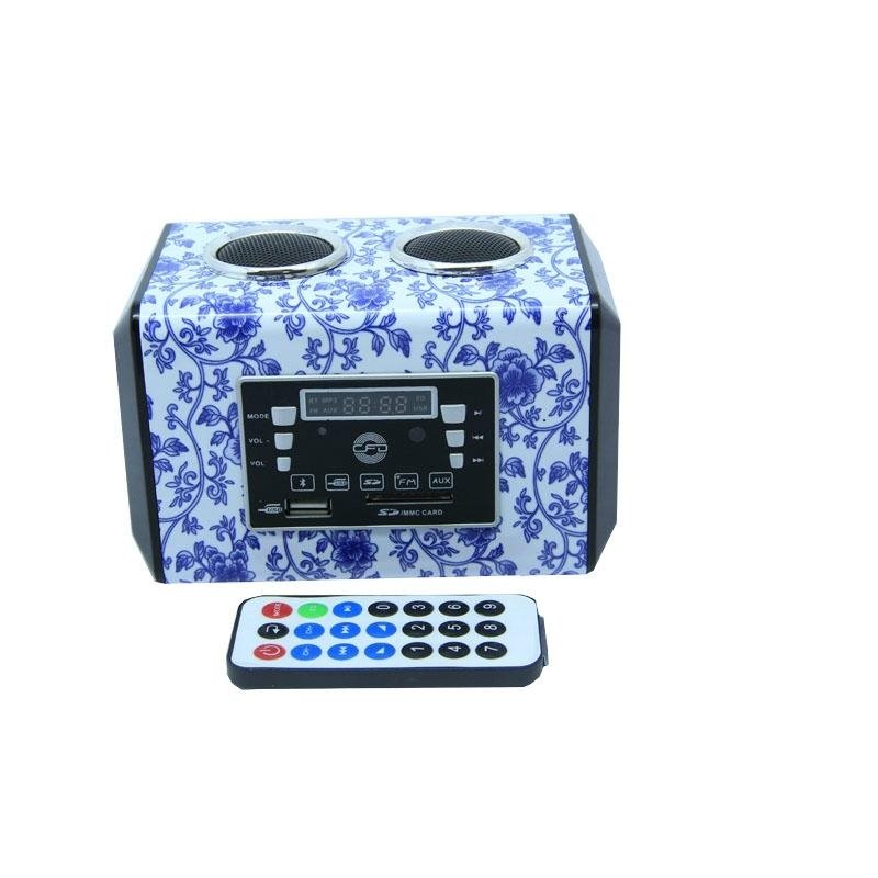 Portable  bluetooth FM SD card speaker 2