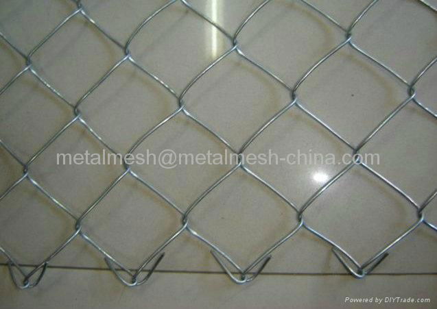 Chain link fence(galvanized or PVC coated) 2
