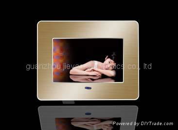 7 Inch Digital photo frame 2