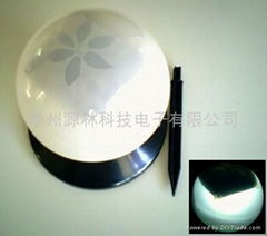 solar floating light