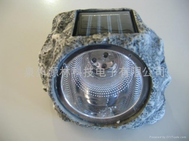 resin solar stone light 3