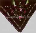 triangel embroidery shawl