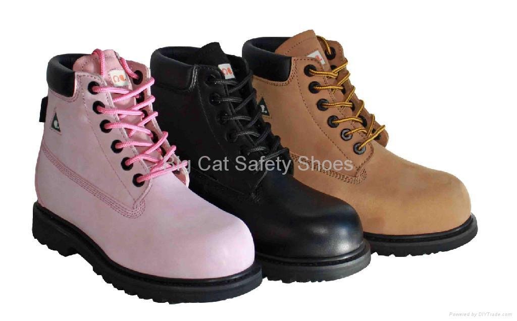Ladies safety shoes CSA