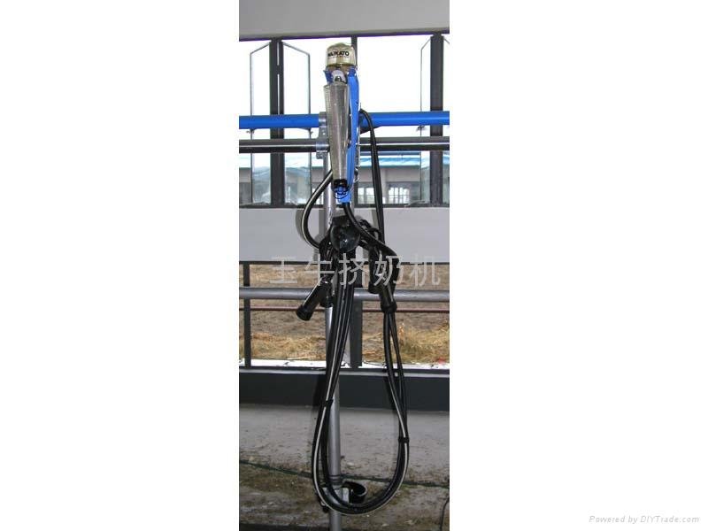 擠奶機 鍘草機 TMR飼料攪拌車 擠奶機真空泵 4