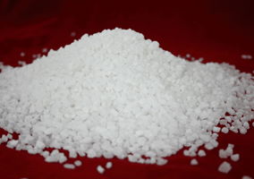 Silica sand