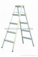 Aluminium ladder